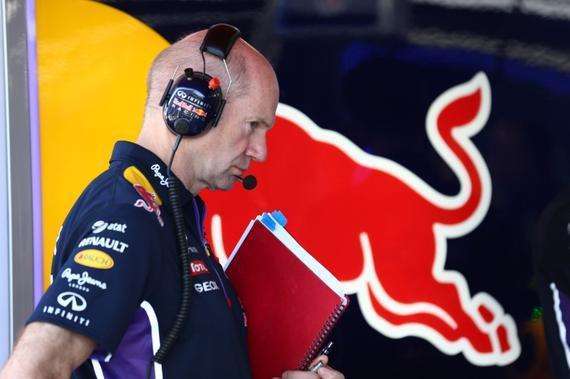 F1车队在比赛中受伤退赛，詹姆斯主帅表示担忧